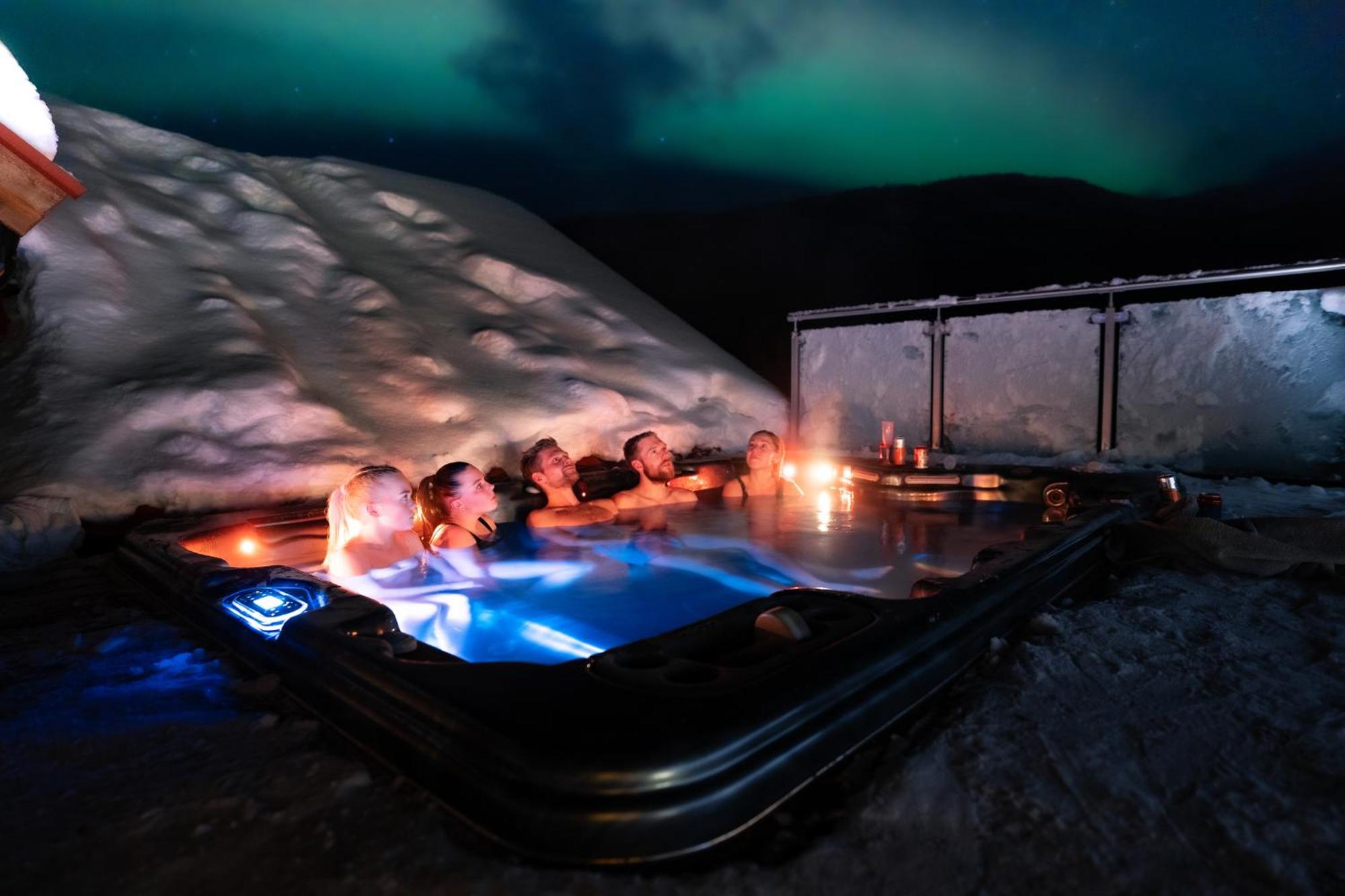 Reisa Lodge Storslett Bagian luar foto