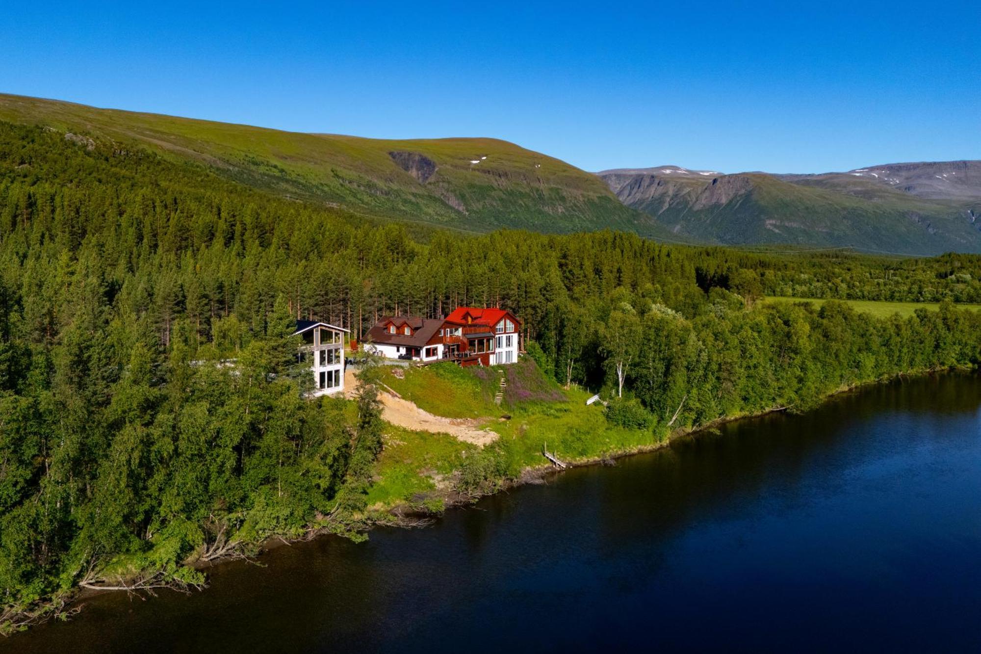 Reisa Lodge Storslett Bagian luar foto
