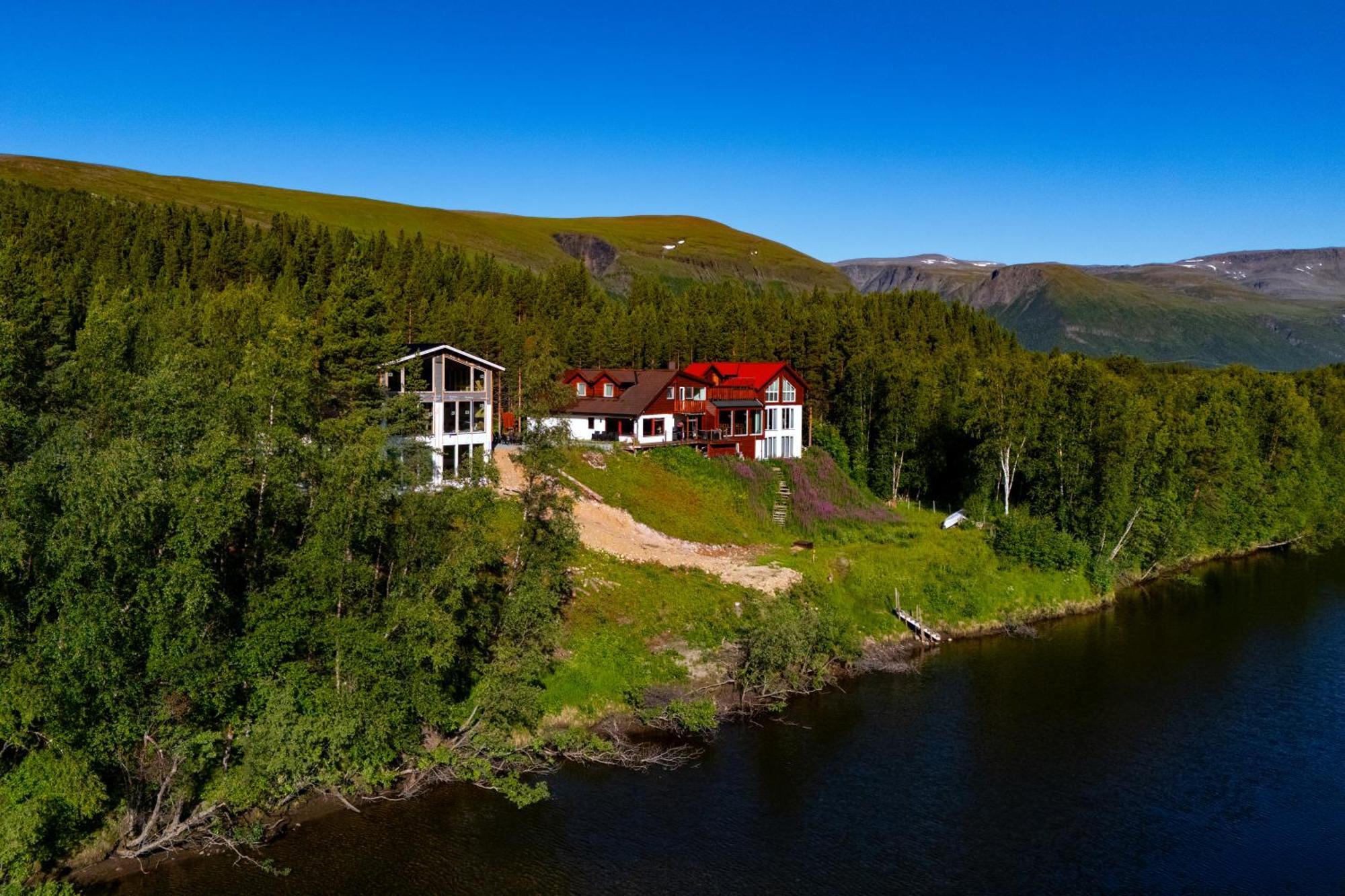 Reisa Lodge Storslett Bagian luar foto
