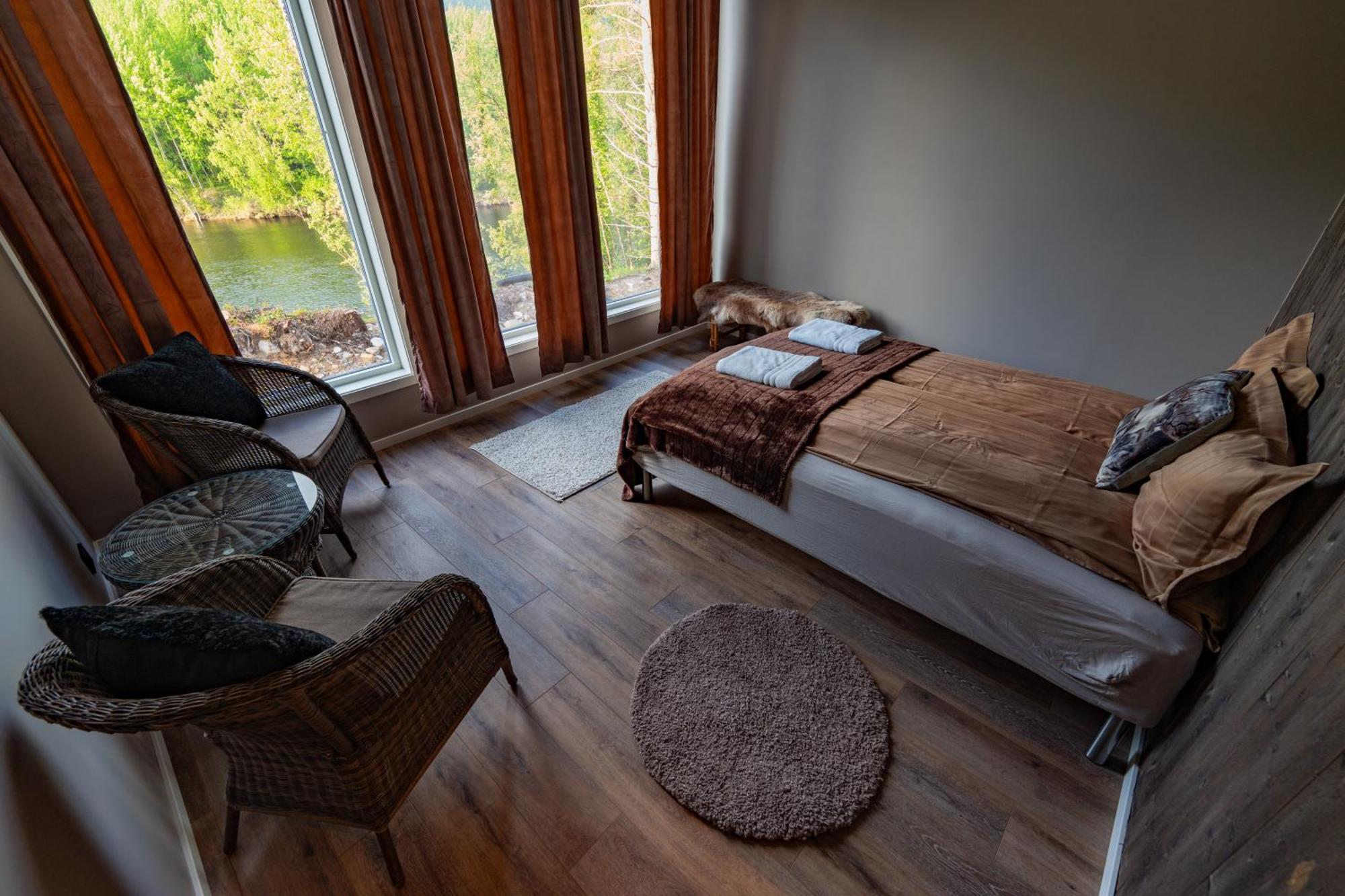 Reisa Lodge Storslett Bagian luar foto