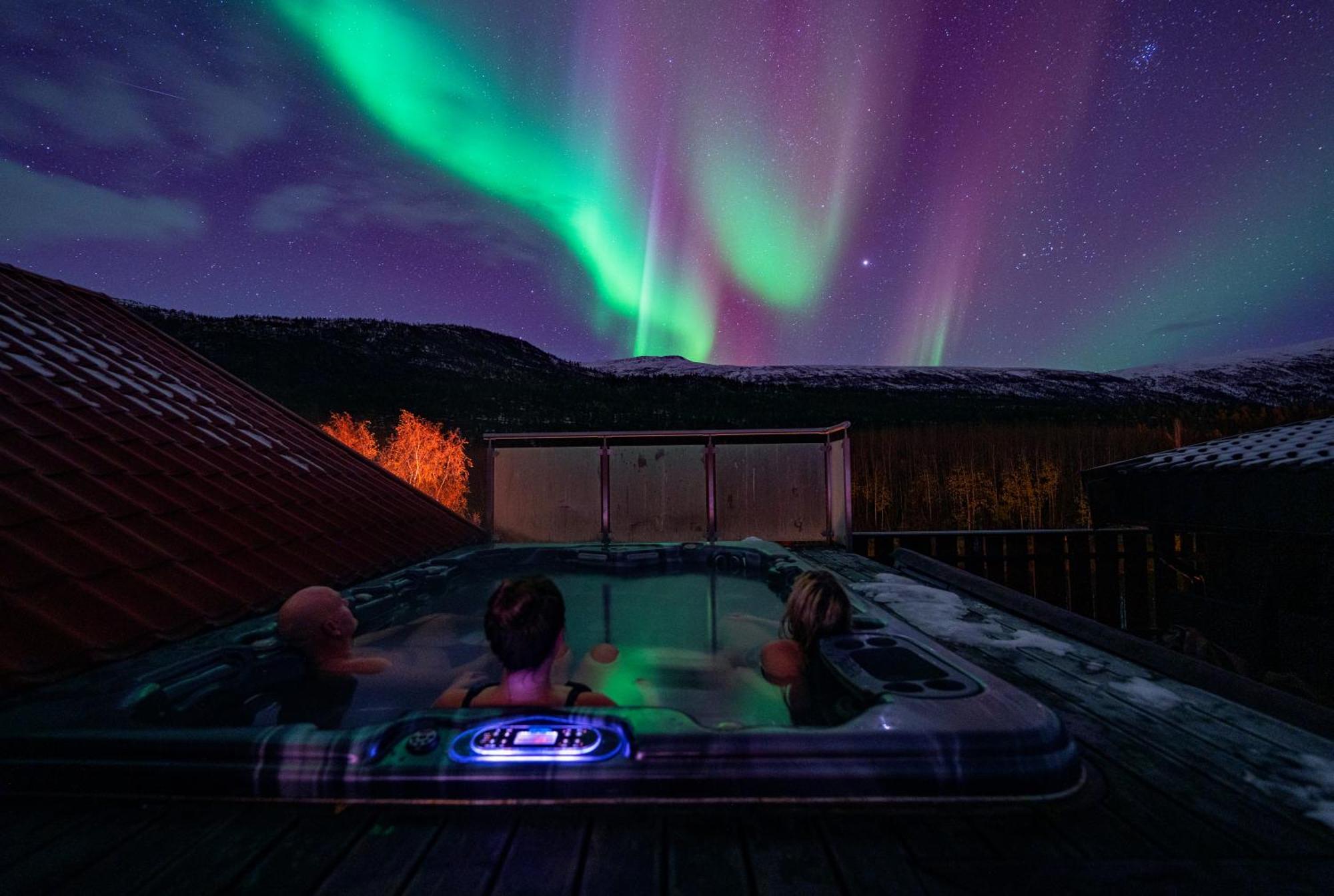 Reisa Lodge Storslett Bagian luar foto