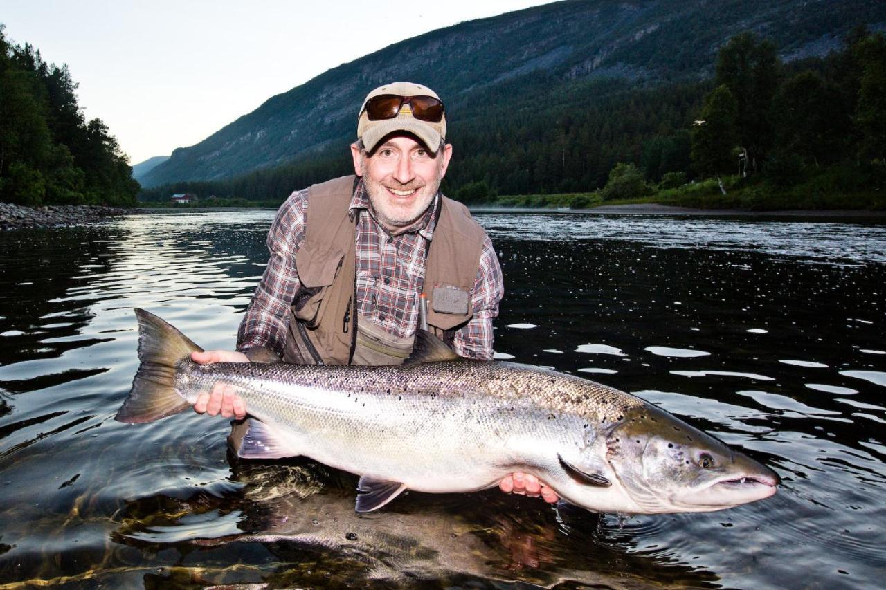 Reisa Lodge Storslett Bagian luar foto